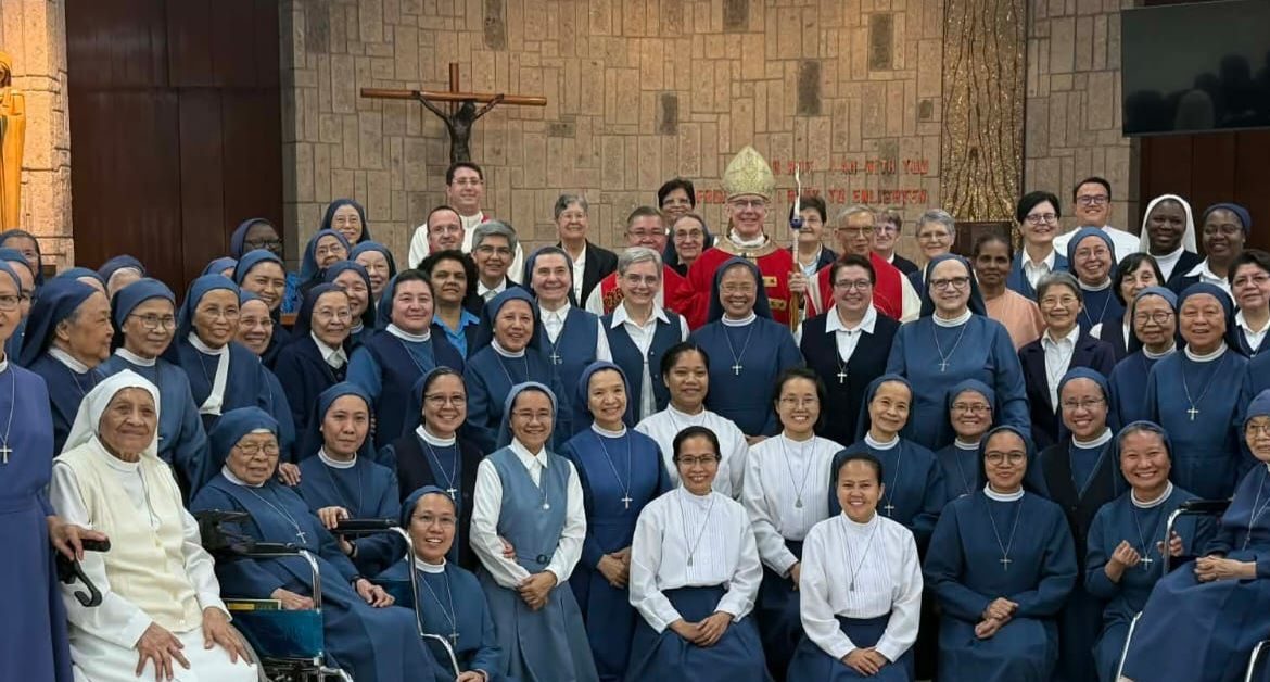 ABERTURA DO CONSELHO DE INSTITUTO DAS PIAS DISCIPÚLAS ABERTURA DO CONSELHO DE INSTITUTO DAS PIAS DISCIPÚLAS